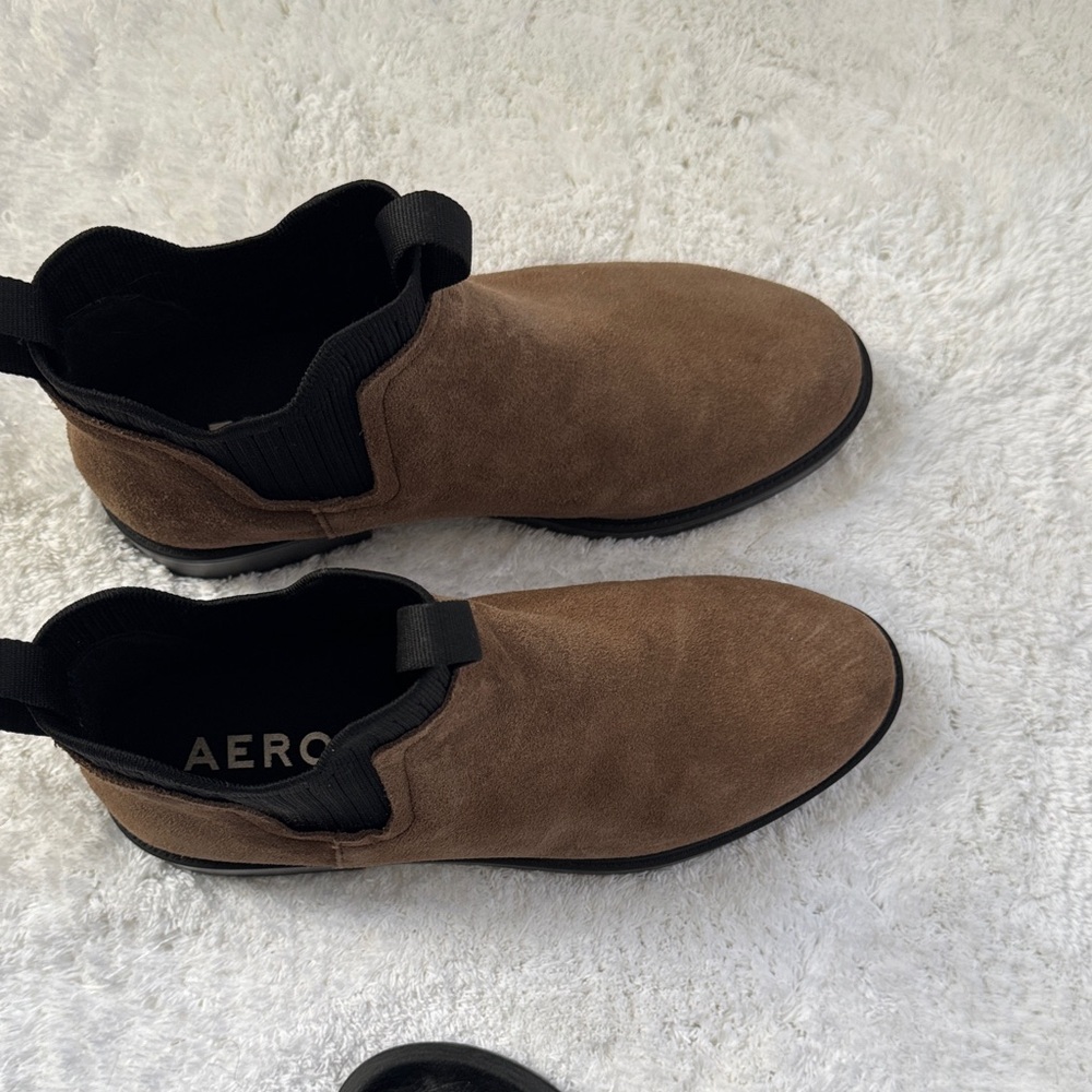Brown Suede women’s booties